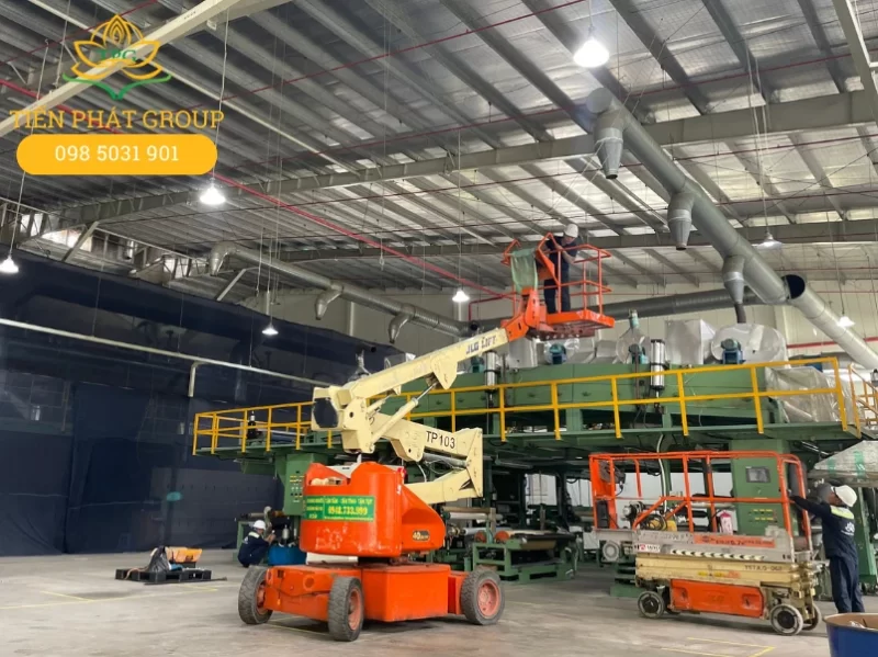 Dich vu cho thue xe nang nguoi cat keo, boom lift tai Dong Nai