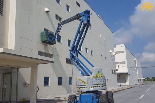 Xe nang nguoi Z boom lift