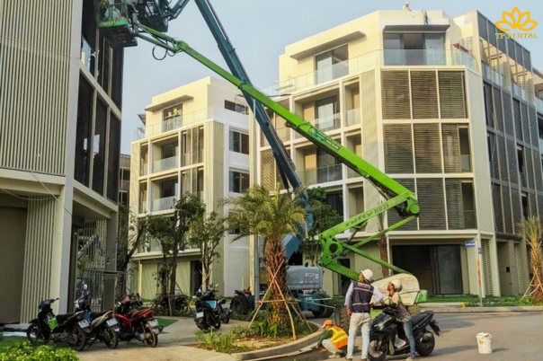 xe nang nguoi boom lift (4)