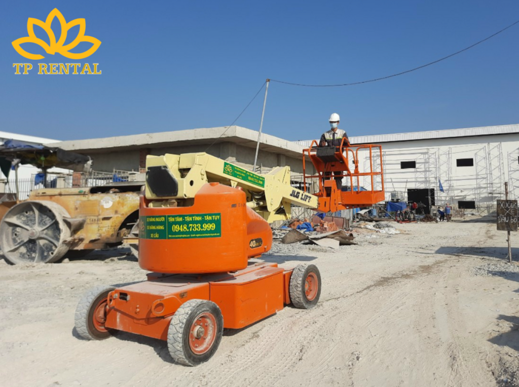 xe nang nguoi boom lift dong co dien