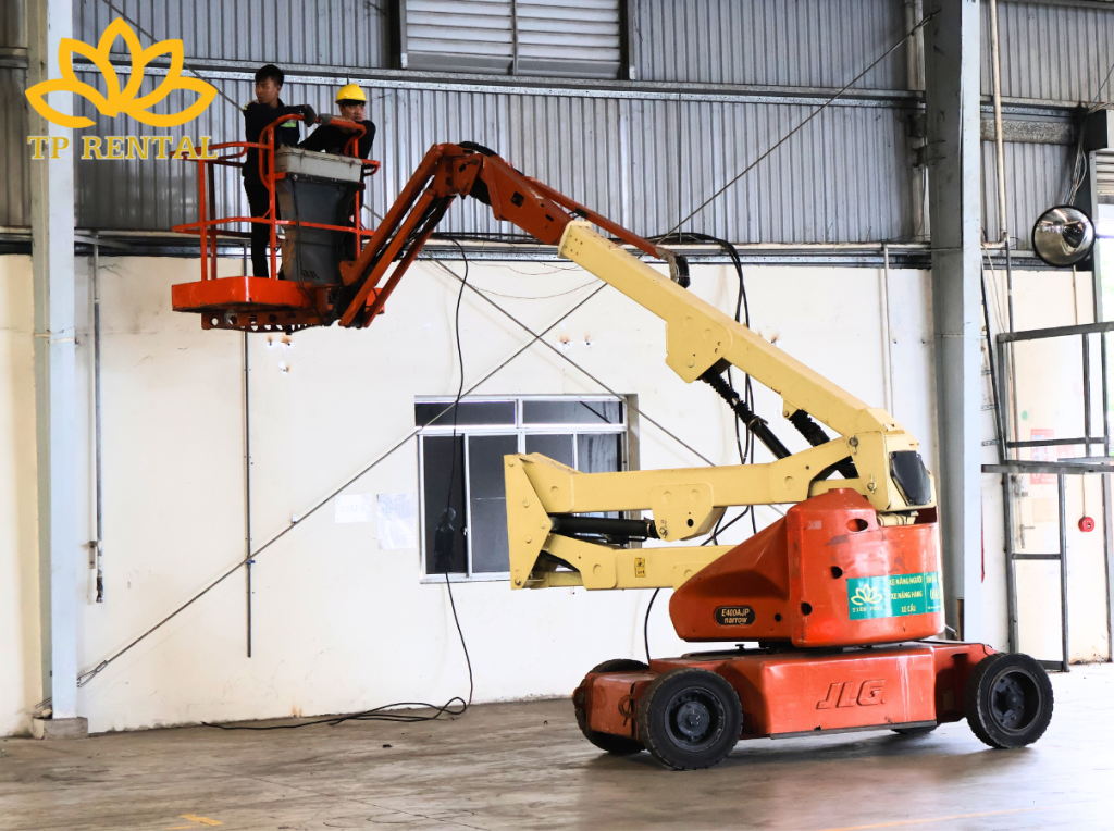 xe nang nguoi z boom lift