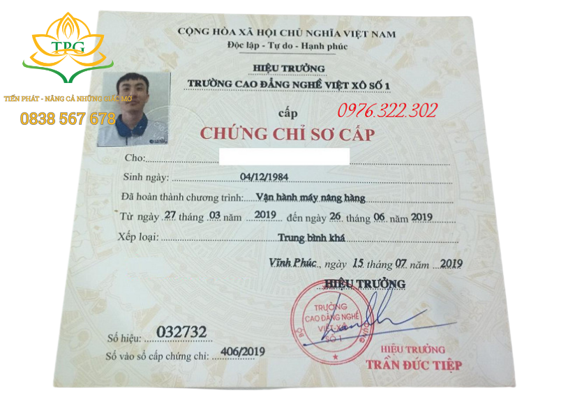 Chung chi van hanh xe nang la gi