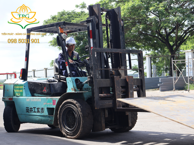 Vi sao Tien Phat la doi tac uy tin cho thue xe nang o Nhon Trach