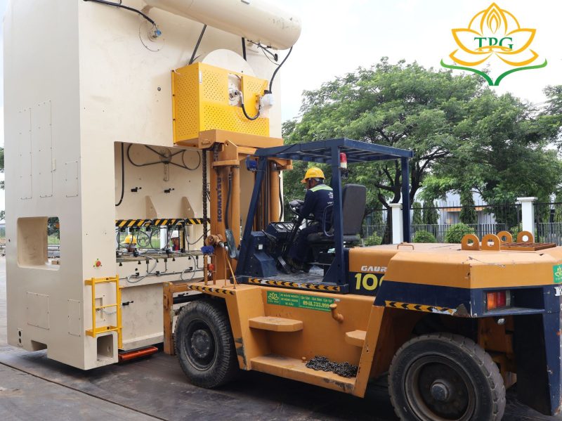 Dịch vụ cho thuê xe nâng hàng Bến Cát