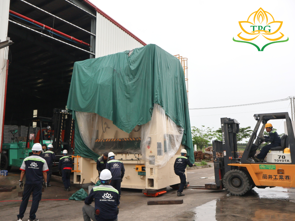 Tại sao khách hành lựa chọn đơn vị thuê xe nâng hàng Tiến Phát