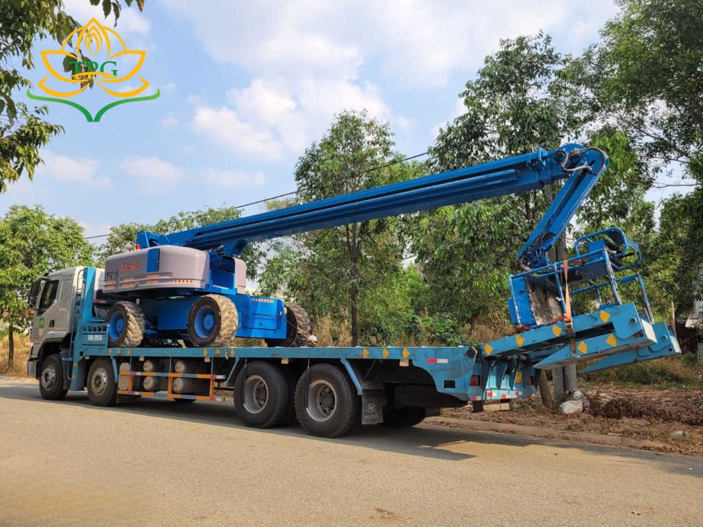 Xe nâng người 28m tại Hà Tĩnh