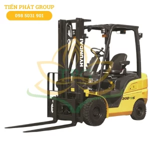 Xe nang dau 2 tan Hyundai 20D-9 tu Nhat Ban