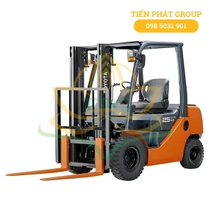 Xe nang dau 3 tan Toyota 8FD30