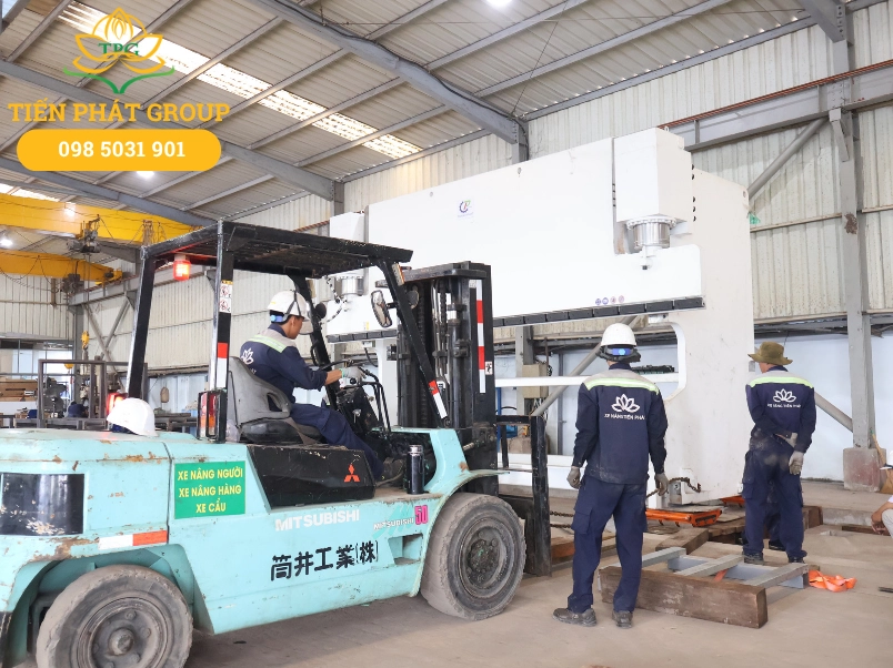Bang gia thue xe nang dau (Diesel Forklift)