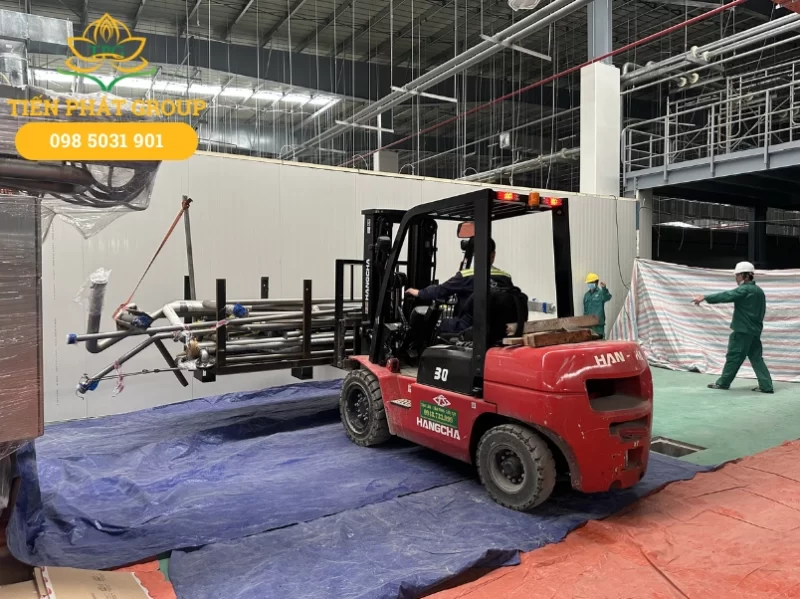 Cho thue xe nang hang KCN VSIP uy tin, gia chi tu 700.000 VND