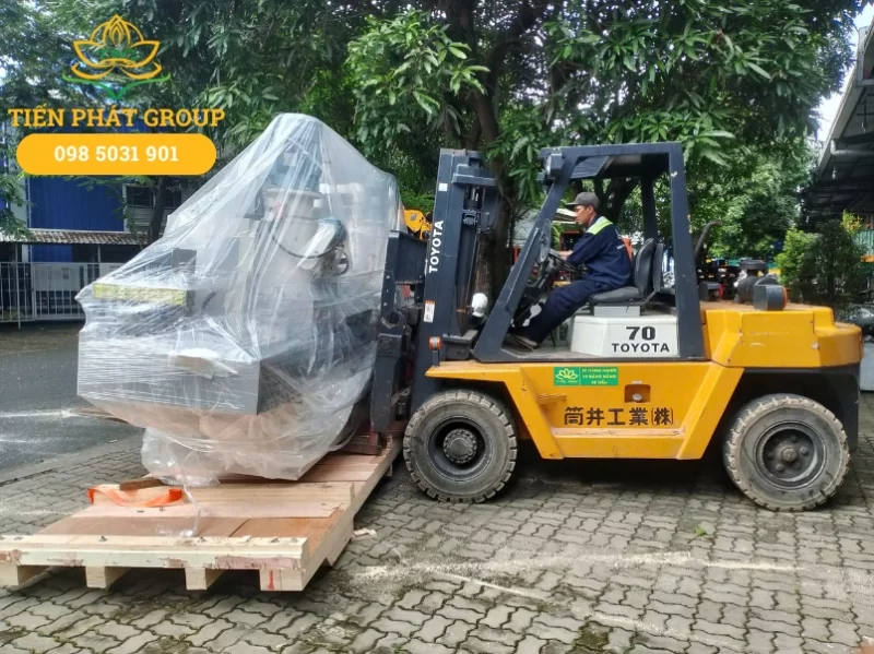 Cho thue xe nang hang tai KCN Tan Dong Hiep uy tin, gia re