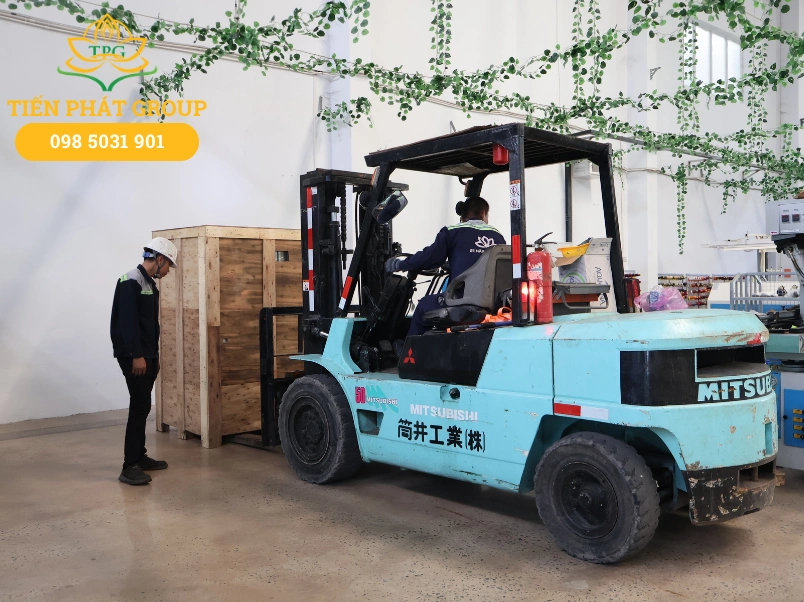 Du an cho thue xe nang boc xep tai KCN Thoi Hoa