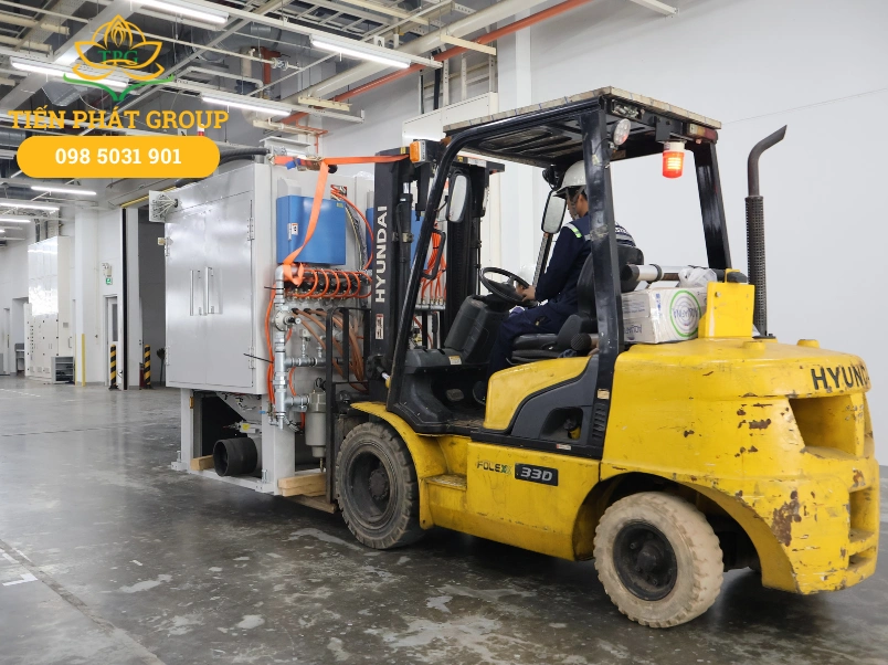 Du an cho thue xe nang di doi may san xuat tai KCN Quoc te Protrade